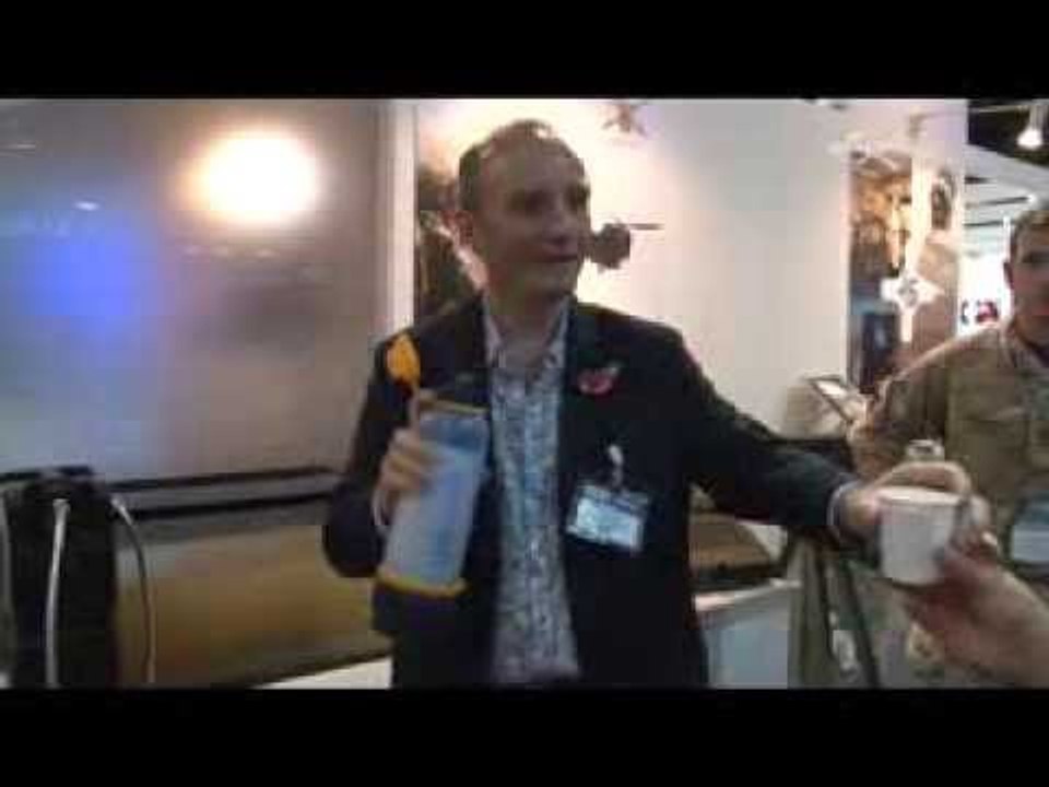 Çamurlu suyu anında içme suyuna çeviren şişe