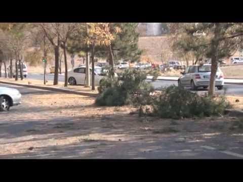 Freni patlayan vinç ortalığı savaş alanına çevirdi