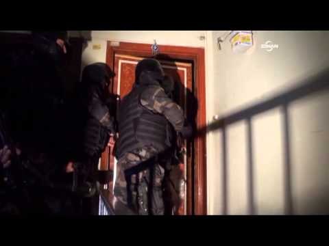 Narkotik operasyonu polis kamerasında