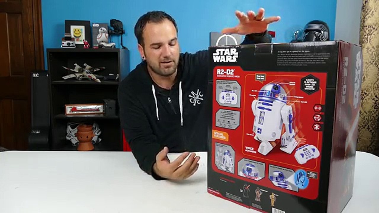 Remote Control R2-D2 Interive Robotic Droid Unboxing
