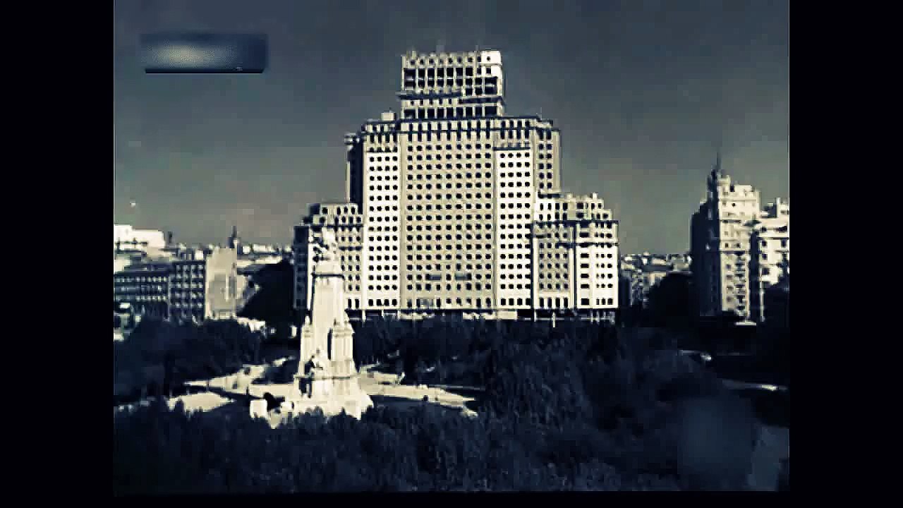 CONSTRUCCION EDIFICIO ESPAÑA MADRID 1950