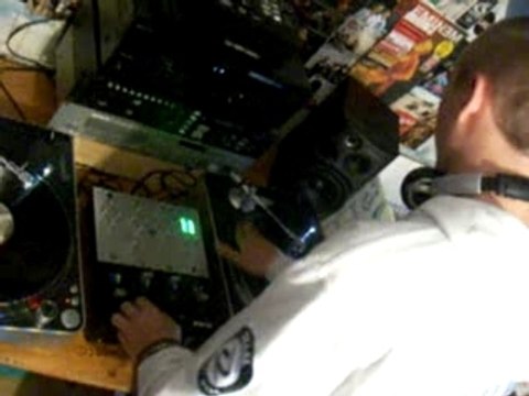 DJ GONE CRAZY PASSE PASSE KOOLSHEN