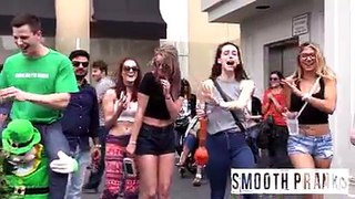 Must watching funny entertainment prank