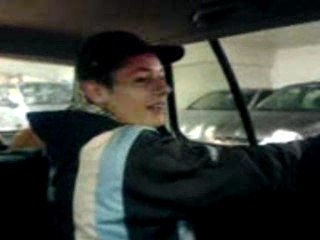 Debut embouteillage parking des puces