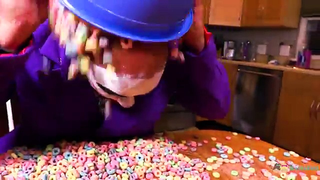 Pop Tarts and Cereal Challenge Toy Freaks Family World Out