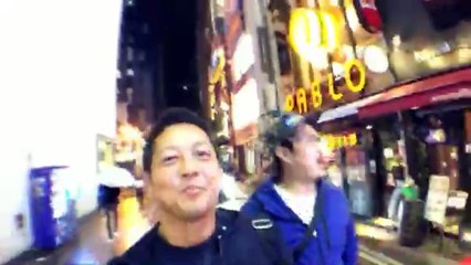 不死鳥の如く飛翔続ける配信者　ドレの深夜食堂　Fireworks burning in the night sky in Osaka.3751171 (2017年10月19日23時07分58秒・一部カクツキご容赦下さい)