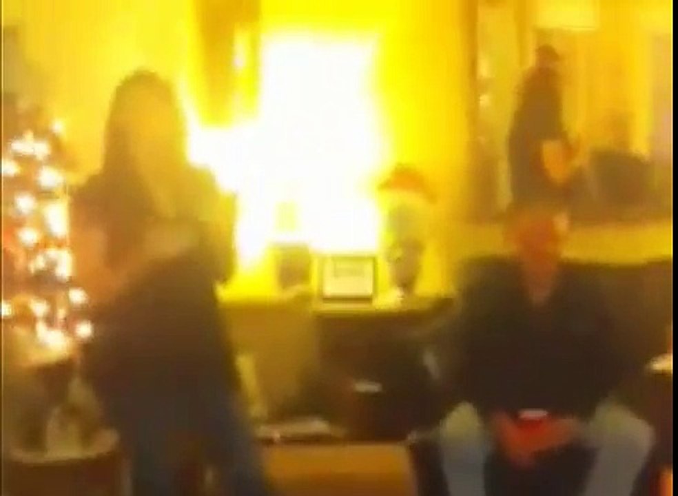 Soldier Surprises Mom on New Year's Eve 2010