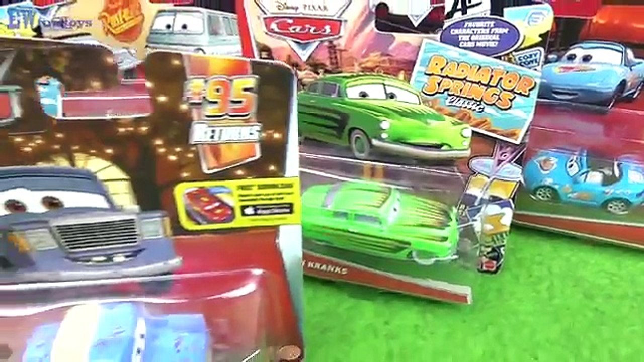 Disney Pixar Cars Diecast Toys Part 12 Dinoco Mia Tia Mcqueen New カーズ 2016