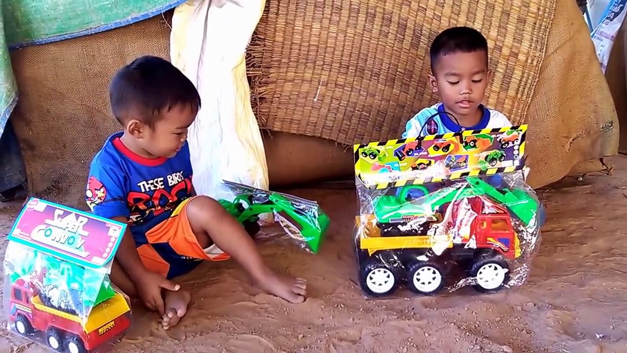 รถแม็คโคร รถดั้ม 6 ล้อ รถเทรลเลอร์ เล่นรถของเล่น Cars Toy