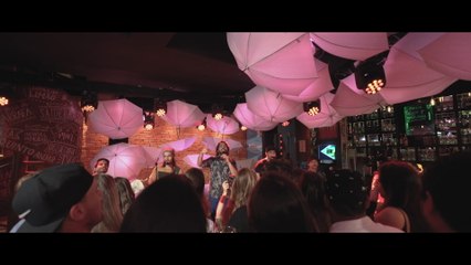 Atitude 67 - Quinto Andar (Ao Vivo / Lyric Video)