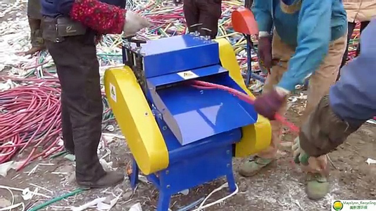 Cable stripper machine