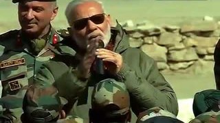PM Narendra Modi Celebrates Diwali With Jammu and Kashmir Soldiers 2017