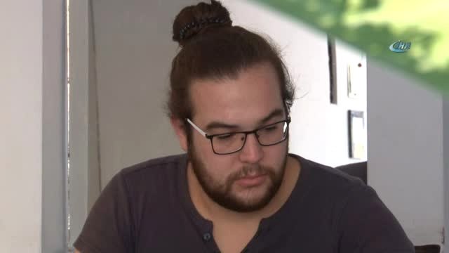 Arabasını Iphone ile Takas Etmek İçin İlan Verdi