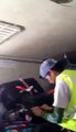 ویڈیو میں دیکھیں ائیرپورٹ عملہ کس طرح لوگوں کے قیمتی سامان کی چوری کر رہا ہے