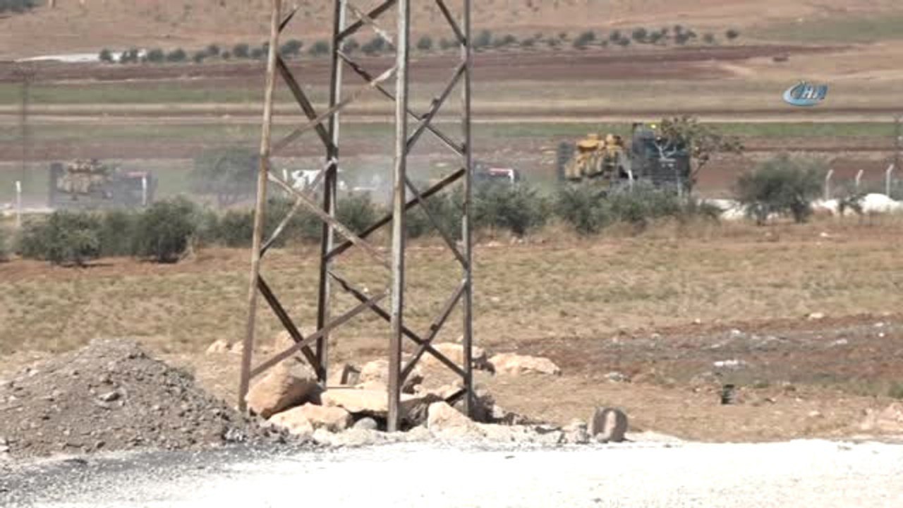 Suriye Sınırına Zırhlı Personel Taşıyıcı Sevkiyatı