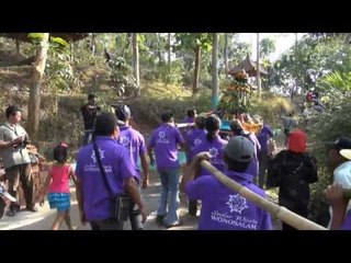 NET12 - Peringatan Tahun Baru Islam - Kirab Tumpeng Hasil Bumi di Jombang