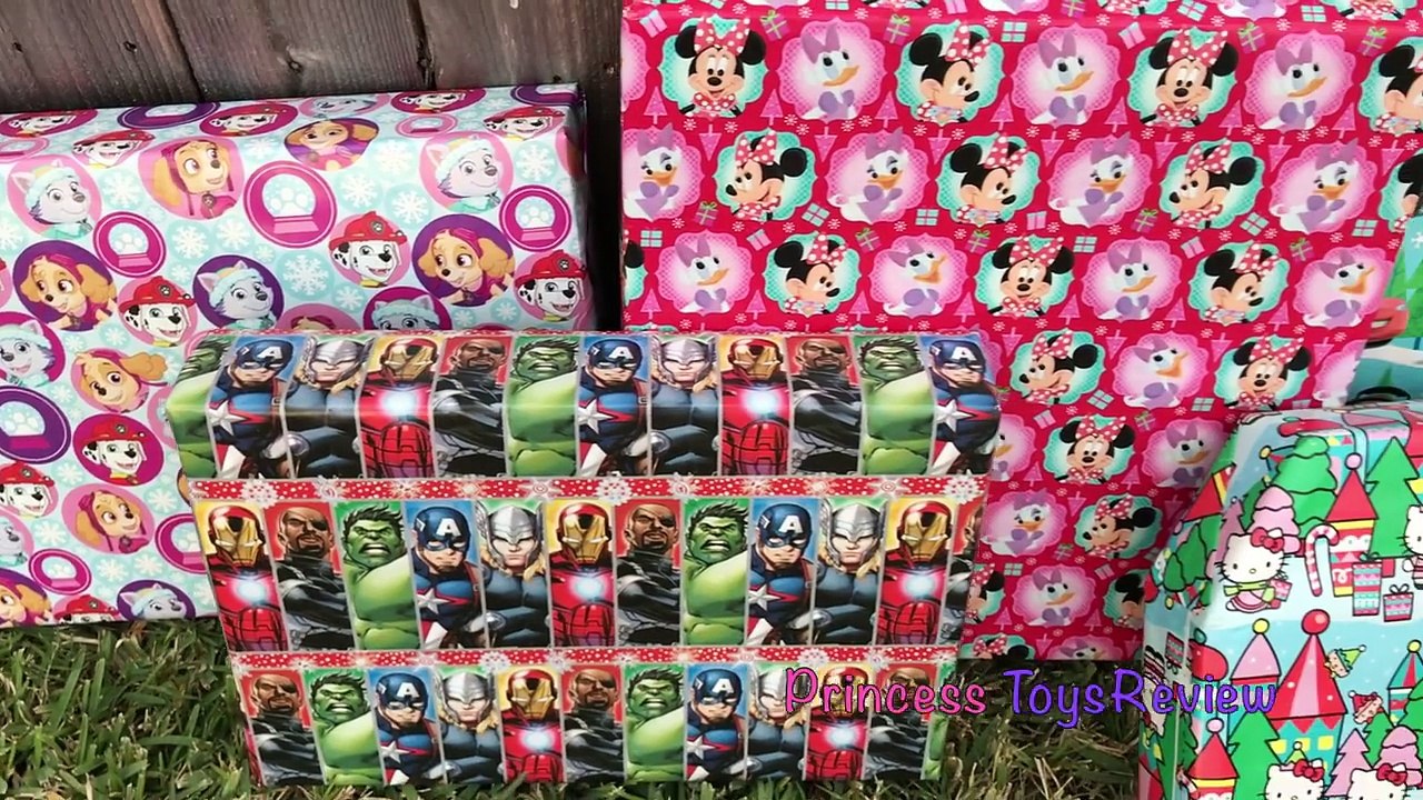 GIANT EGG SURPRISE Christmas Presents ADVENT CALENDAR Counting Down Until CHRISTMAS Kids ToysReview