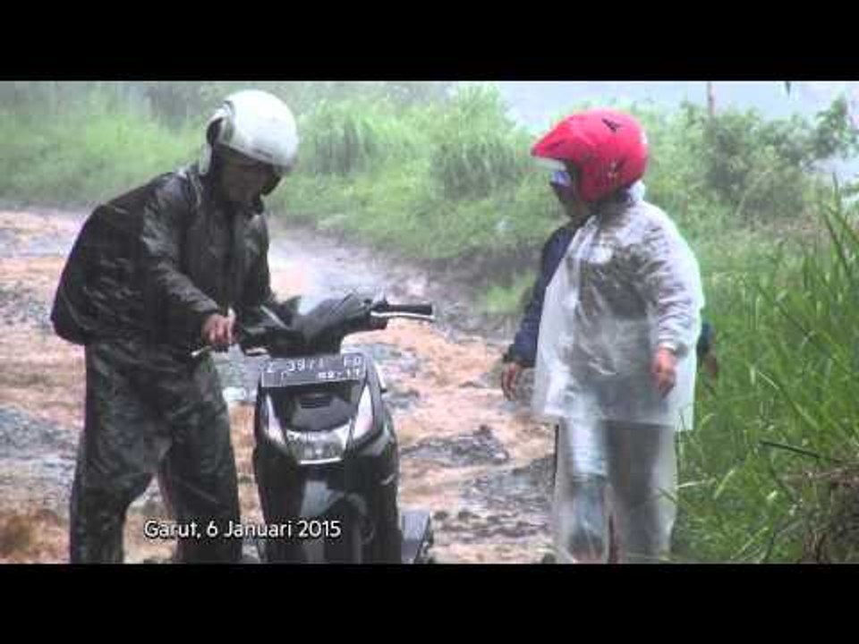 Bupati Garut Berjanji Perbaikan Jalan Rusak Selesai Tahun 2019 -NET12