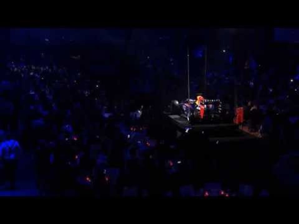 NET24 - Juara F1 Sebastian Vettel dan tim Red Bull dianugerahi FIA awards