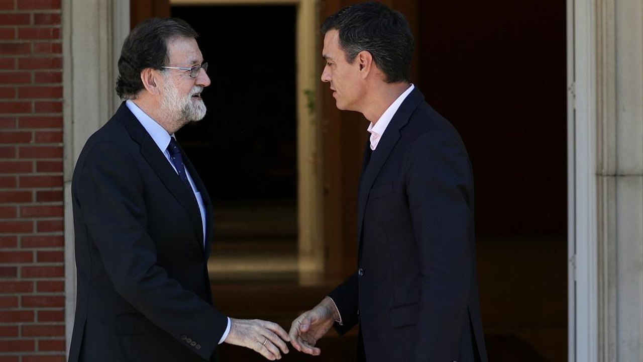 Le gouvernement espagnol s'est mis d'accord avec l'opposition socialiste pour l'organisation d'élections régionales en Catalogne en janvier