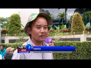 NET17 - Pendemo di KPK menguntungkan Pedagang kaki lima di sekitarnya