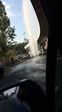 Marseille : la rupture d'une canalisation crée un geyser dans le quartier de la Rose
