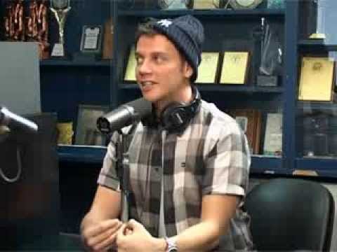 Sinan Akçıl'dan İbrahim Tatlıses ve Ebru Gündeş'e yepyeni şarkılar