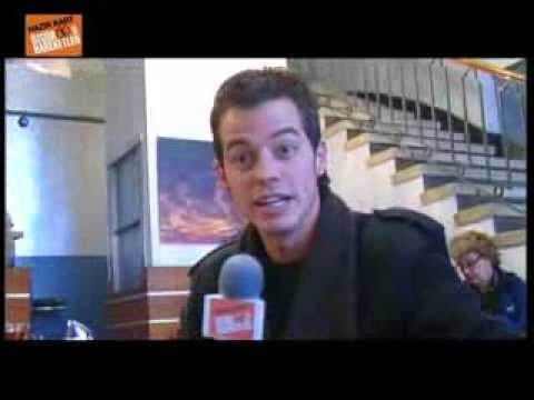 Alp Kırşan 'ın Number One TV'de yayınlanan Özgür Hareketler programı