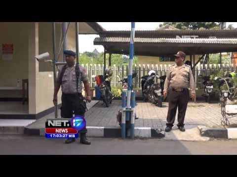 NET17 - Polda Jawa Timur memperketat pengamanan akses menuju Markas Komandonya