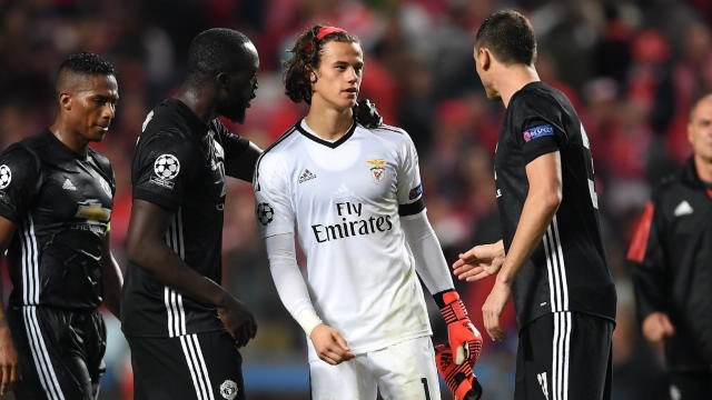 Giggs calls for patience over Man United defensive displays