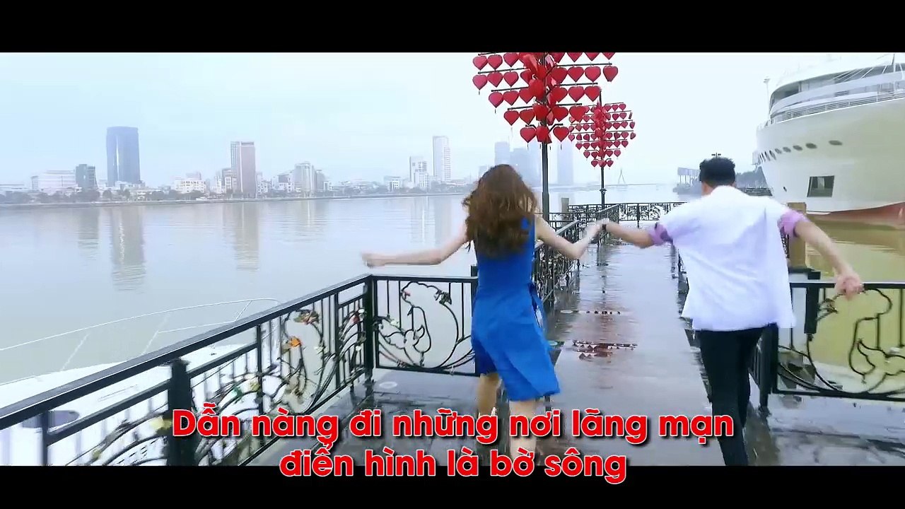 Học hỏi bí kíp tặng quà như soái ca của các sao nam Việt