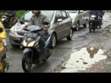 NET12 - Ruas jalan di Depok rusak parah akibat sering tergenang air