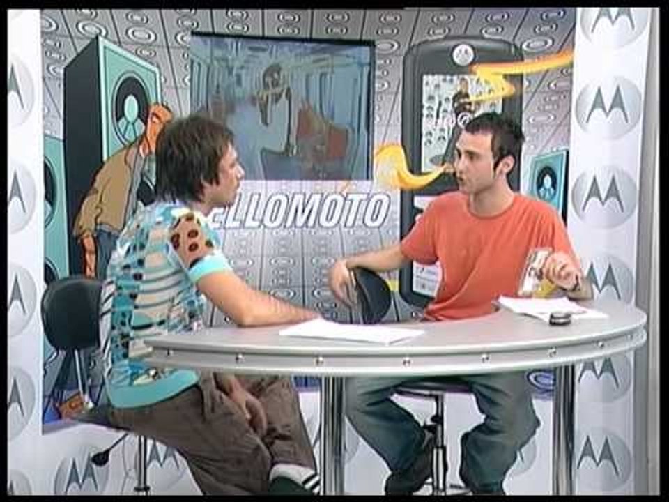 Number 1 TV 10 mayıs 2005 Hello Moto Programı Korhan