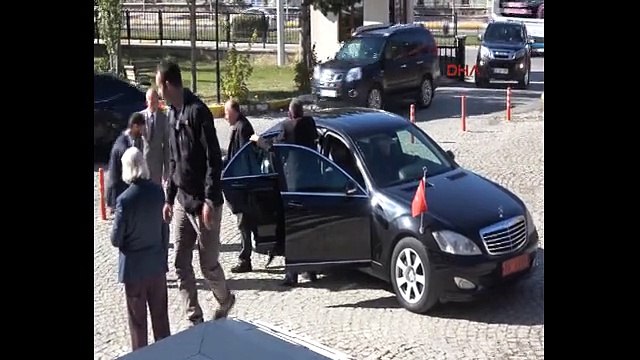 Erzurum Valisi de muhtarlarla Kerkük türküsüyle buluştu