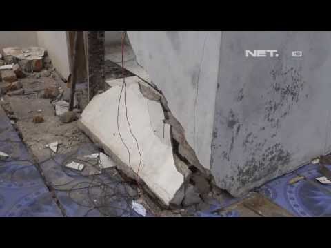 NET17 - Evakuasi warga longsor di Ponorogo