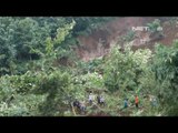 NET17 - Evakuasi korban tanah longsor Jombang masih berlangsung