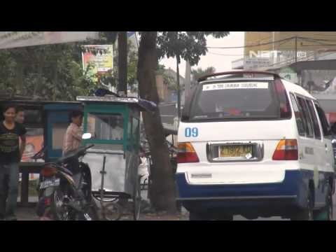 NET12 - Apotek Tasikmalaya Diserbu Pembeli Masker