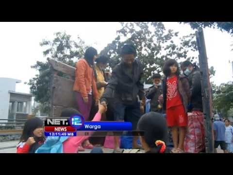 NET12 - 60 ribu Warga Sekitar Kelud Dievakuasi Hingga Radius 30 kilometer