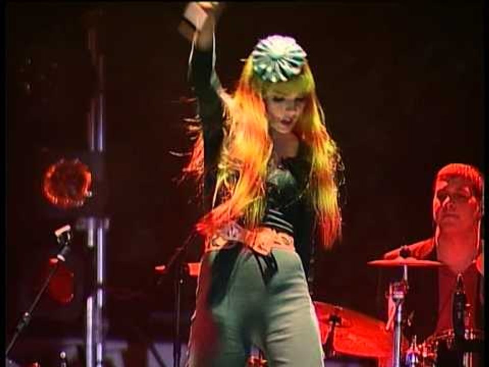 Nil Karaibrahimgil Konser Görüntüleri