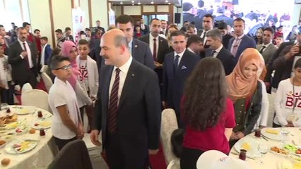 Soylu Mardin'den Gelen 200 Öğrenciyle Buluştu