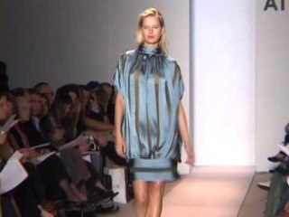 Atıl Kutoğlu Defilesi