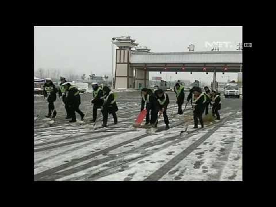 NET5 - Badai Salju Terjang China, Lalu Lintas T...