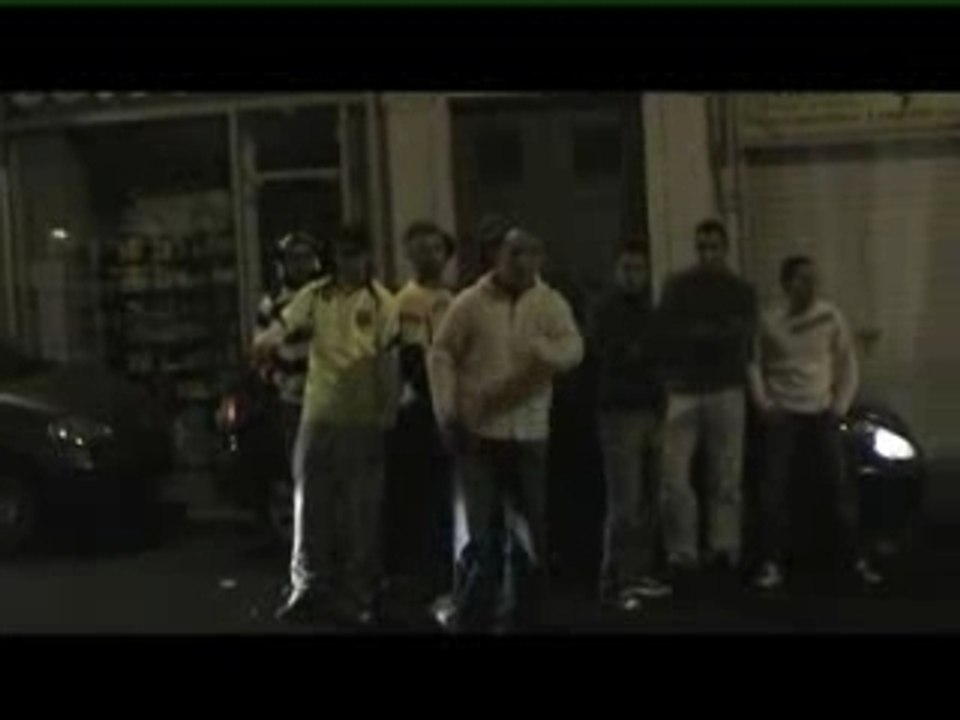 ades a bas les porcs