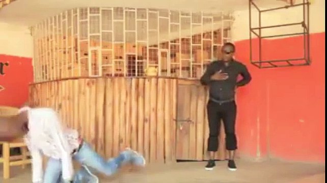 funny “Người ngoài hành tinh“ xâm chiếm Trái Đất rồi sao?