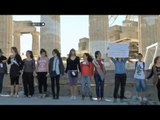 NET12 Aksi ribuan anak sekolah di Yunani peringati Hari International Penghapusan Diskriminasi Rasia
