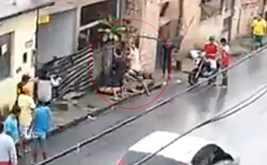 Üvey Babasını Sopayla Böyle Öldürdü