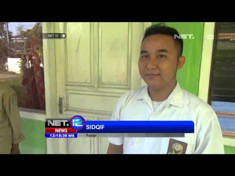 NET12-Siswa SMA Luar Biasa di Sumenep Ikuti UN Seorang Diri