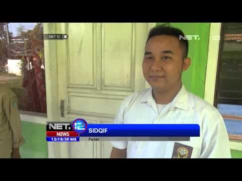 NET12-Siswa SMA Luar Biasa di Sumenep Ikuti UN Seorang Diri