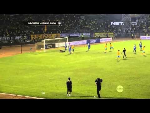 IMS - Persib Tumbangkan Gresik 4-1