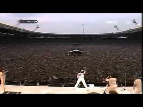 NET5-Buku Komik Vokalis Queen